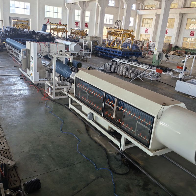 PLC dikendalikan Double Wall Corrugated Pipe Extrusion Line dengan Diameter Pipe Max 1600mm dan Bagian Listrik Merek Siemens