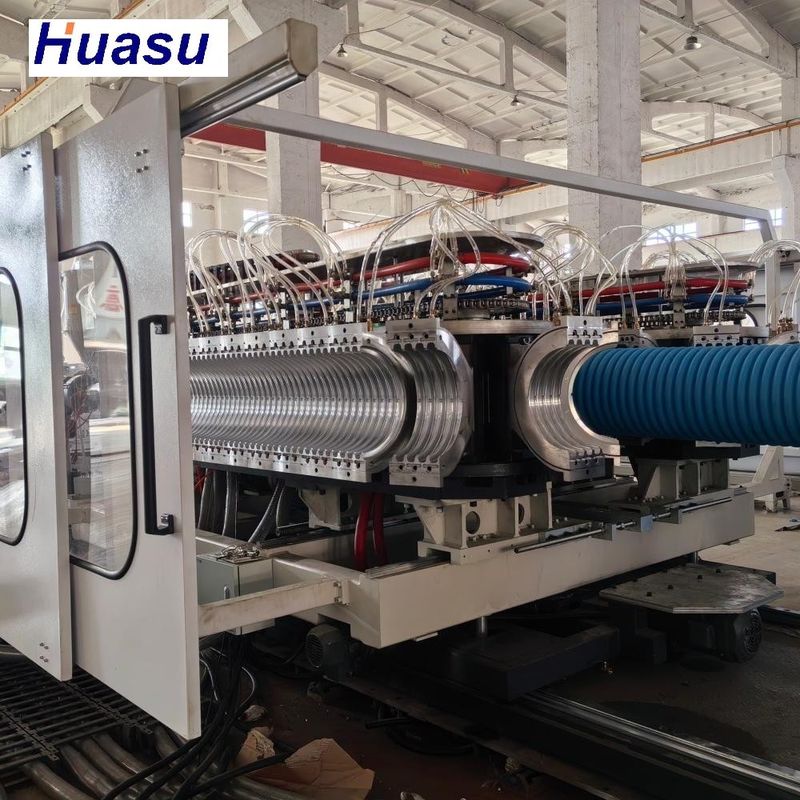 Penghematan Energi Kontrol PLC Ganda Wall Corrugated Pipe Extrusion Line dengan 32-1600mm Pipe Diameter Range