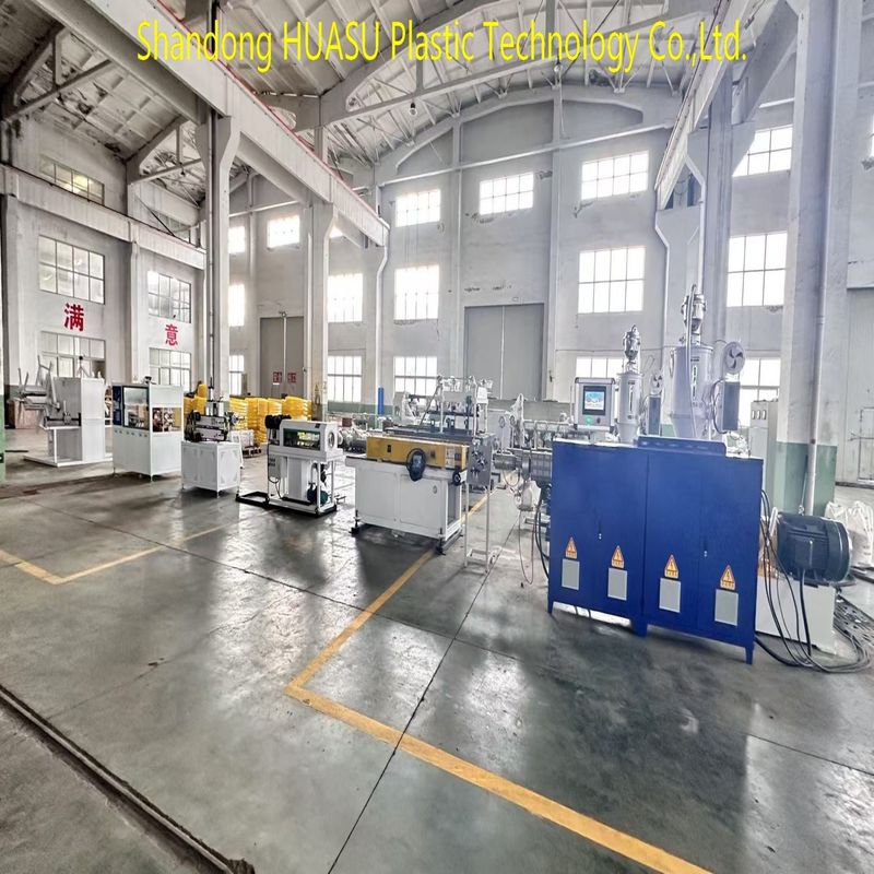 Mesin pembuatan pipa bergelombang profesional dengan Siemens / ABB Electrical, kecepatan jalur 2-20m / min, dan daya yang dapat disesuaikan