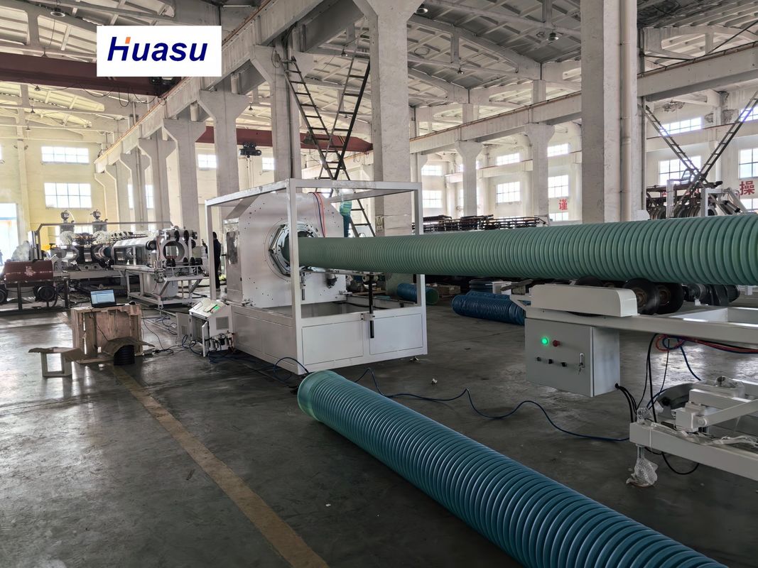 Menghemat energi DWC Pipe Extrusion Line dengan Mesin Pemotong Online untuk Diameter Pipe 32-1600mm