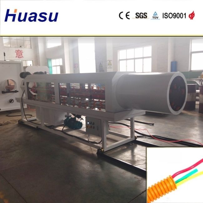 Lini Ekstrusi Pipa Bergelombang Dinding Ganda dengan Rentang Diameter Pemotongan 32-1600mm dan Proses Pendinginan Air yang Menampilkan Teknologi PLC Siemens