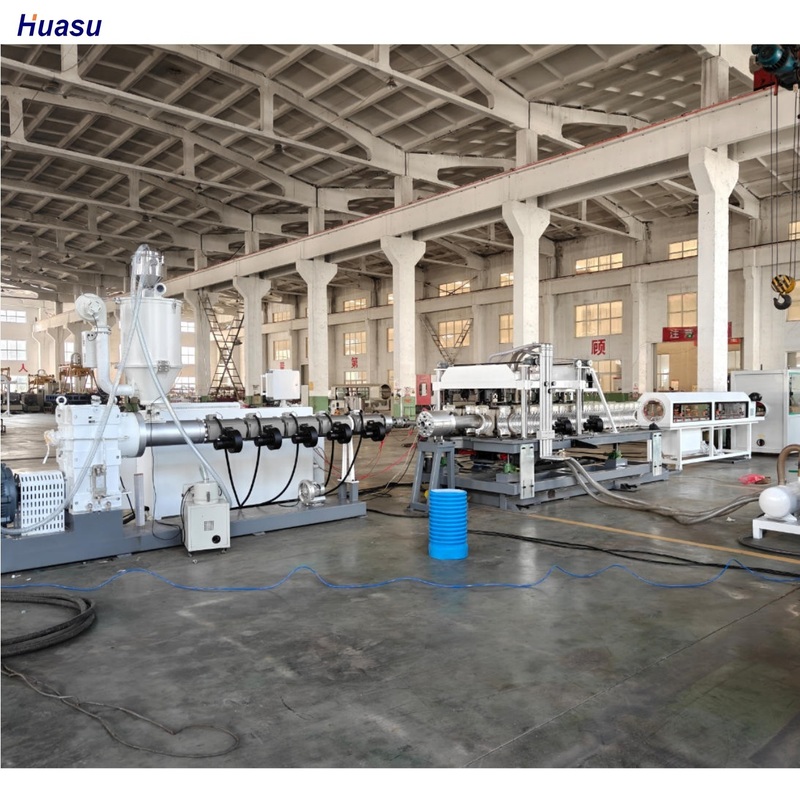 Lini Ekstrusi Pipa Bergelombang Dinding Tunggal Otomatis dengan Material Laras 38CrMoAlA untuk Pipa 75-250mm pada Kecepatan Output 15m/menit