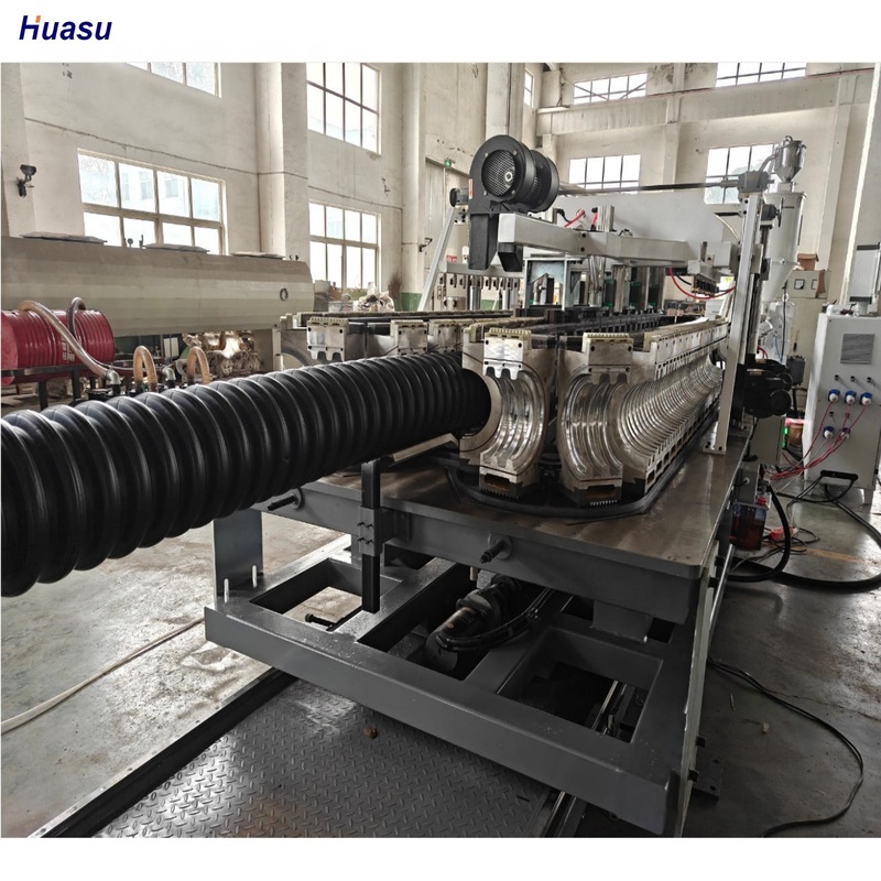 High Speed Planetary Cutting Double Wall Corrugated Pipe Extrusion Line dengan Integral Type Extruder dan Kekerasan HV>740 untuk Diameter Sekrup 32mm-200mm