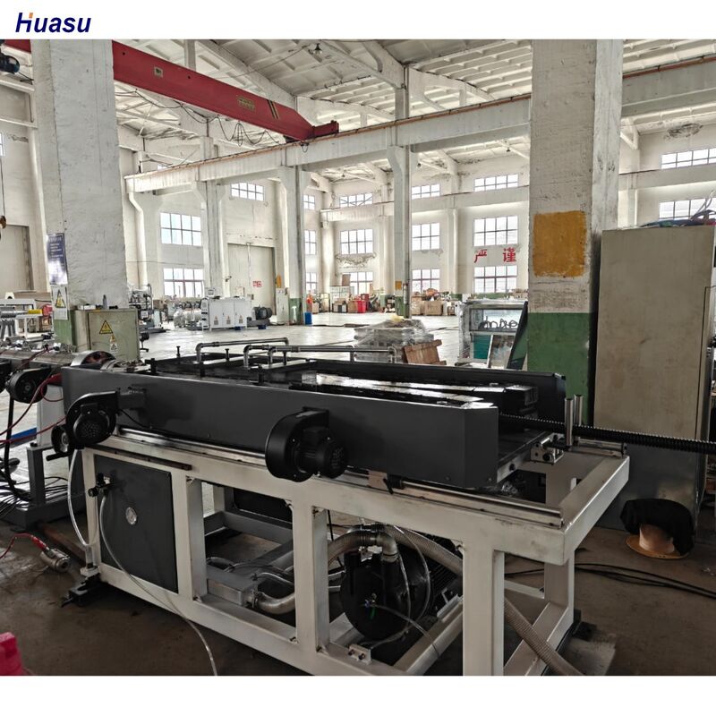 Single Wall Corrugated Pipe Extrusion Line dengan PLC Control Menawarkan Operasi Semi Otomatis hingga Otomatis dan Komponen Listrik Schneider / Siemens