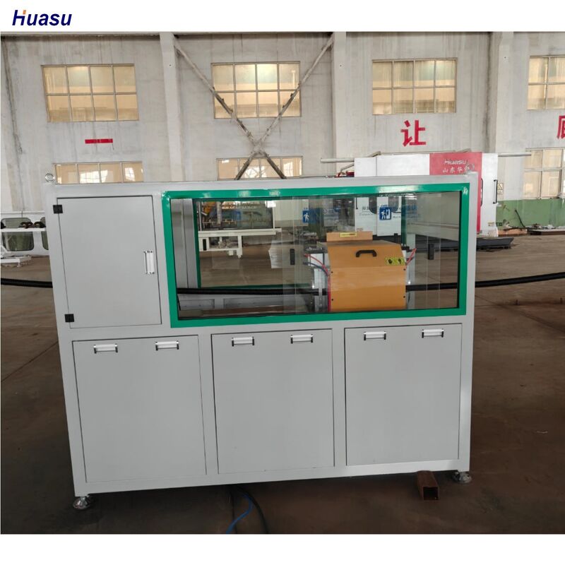 Lini Ekstrusi Pipa Bergelombang Dinding Tunggal yang Dikendalikan PLC dengan Desain Single-screw dan Material Selongsong Air Baja