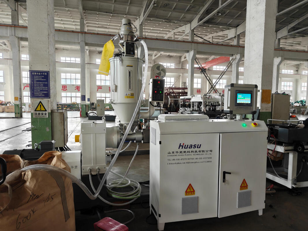 Pendinginan Air Jalur Ekstrusi Pipa Goresan Dinding Tunggal Otomatis dengan Output 40-80kg/jam untuk Produksi Pipa