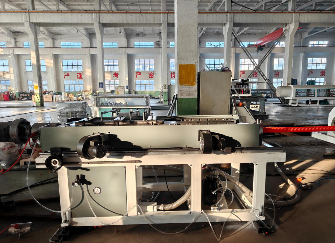 Siemens Electrical Parts Double Wall Corrugated Pipe Extrusion Line dengan output yang sangat tinggi dan desain sekrup tunggal
