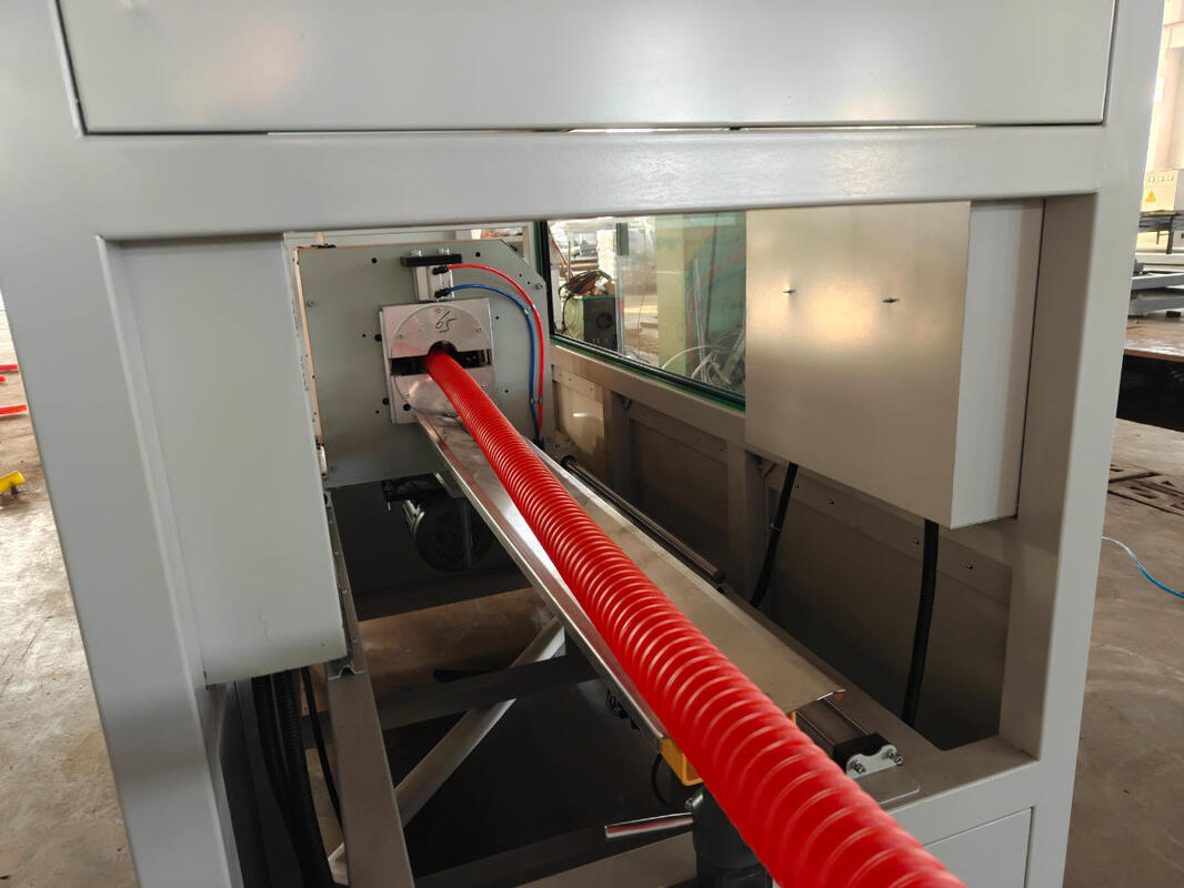 Lini Ekstrusi Pipa Bergelombang Dinding Ganda Tipe Integral dengan Komponen Listrik Siemens dan Kapasitas Produksi 100kg/jam - 2000kg/jam