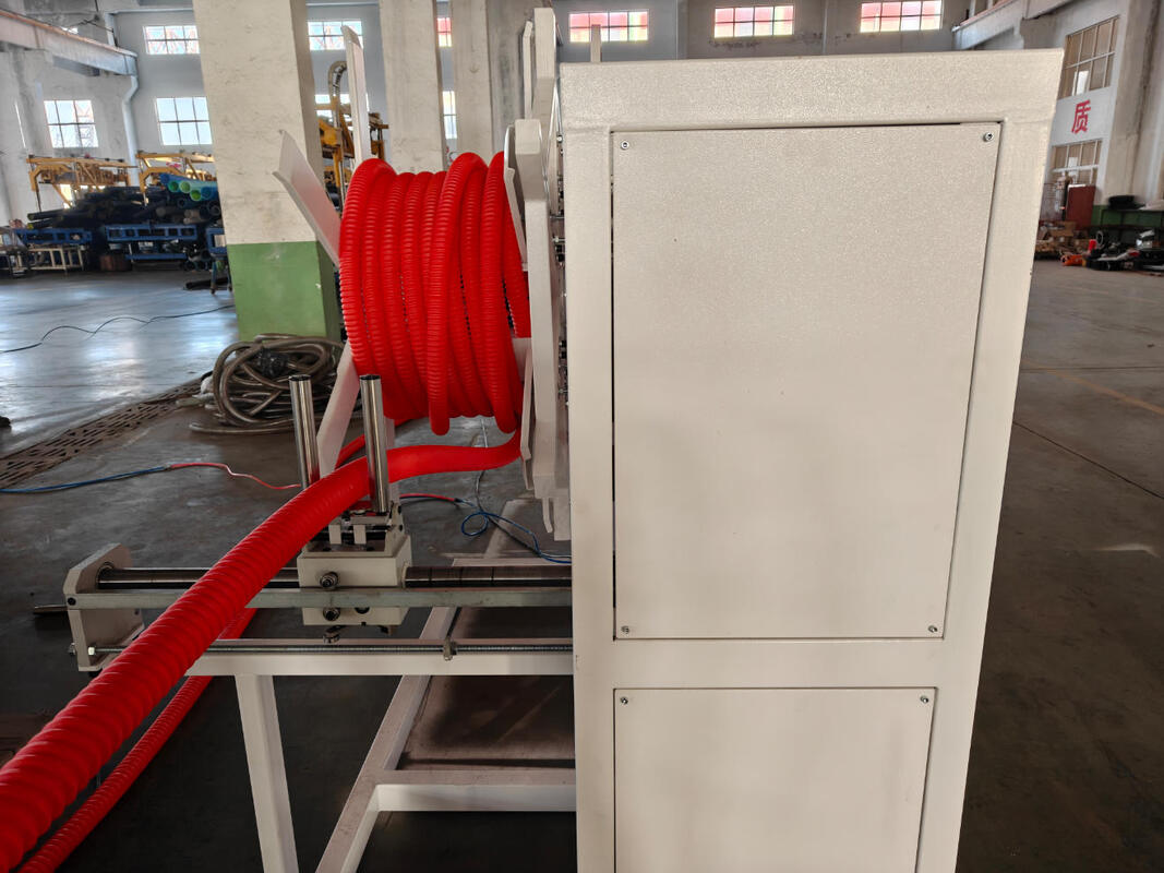 Sistem Kontrol PLC Lini Ekstrusi Pipa Bergelombang Dinding Tunggal dengan Metode Pendinginan Air dan Motor Utama Siemens