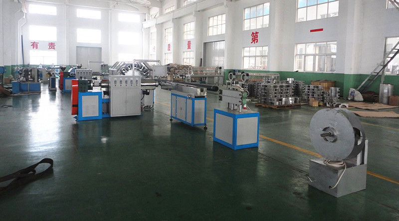 PVC Fiber Enhancing Hose Extrusion Line / Corrugated PVC Pipe Line Produksi
