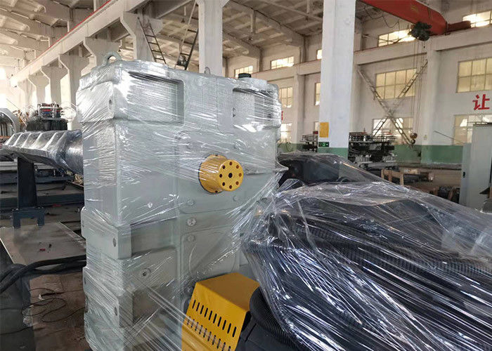 PE / PP / PVC Single Double Wall Corrugated Pipe Extrugation Line Dengan On Line Belling