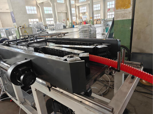 Double Wall Corrugated Pipe Extrusion Machine with HV740 Barrel Screw Siemens Frequency Controller and 20CrMnTi Gear Material